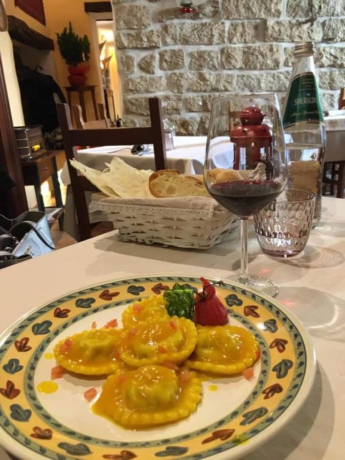 Al Vecchio Corso B&B Темпио-Паузания Экстерьер фото